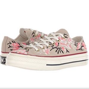 Converse All Star Chucks Parkway Floral Low Tops